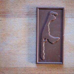 Eine Tafel VANUARI 39 % Schokolade mit dem Bild eines Kängurus darauf.