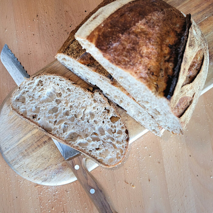 Sylter-Sauerteigbrot-Anschnitt-Quadrat